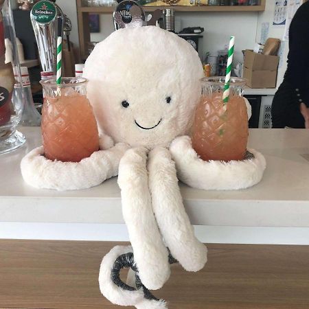 ibis Styles Guyancourt Versailles Extérieur photo