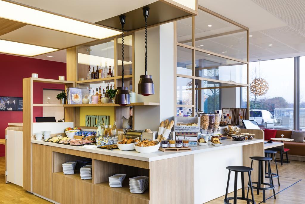 ibis Styles Guyancourt Versailles Extérieur photo