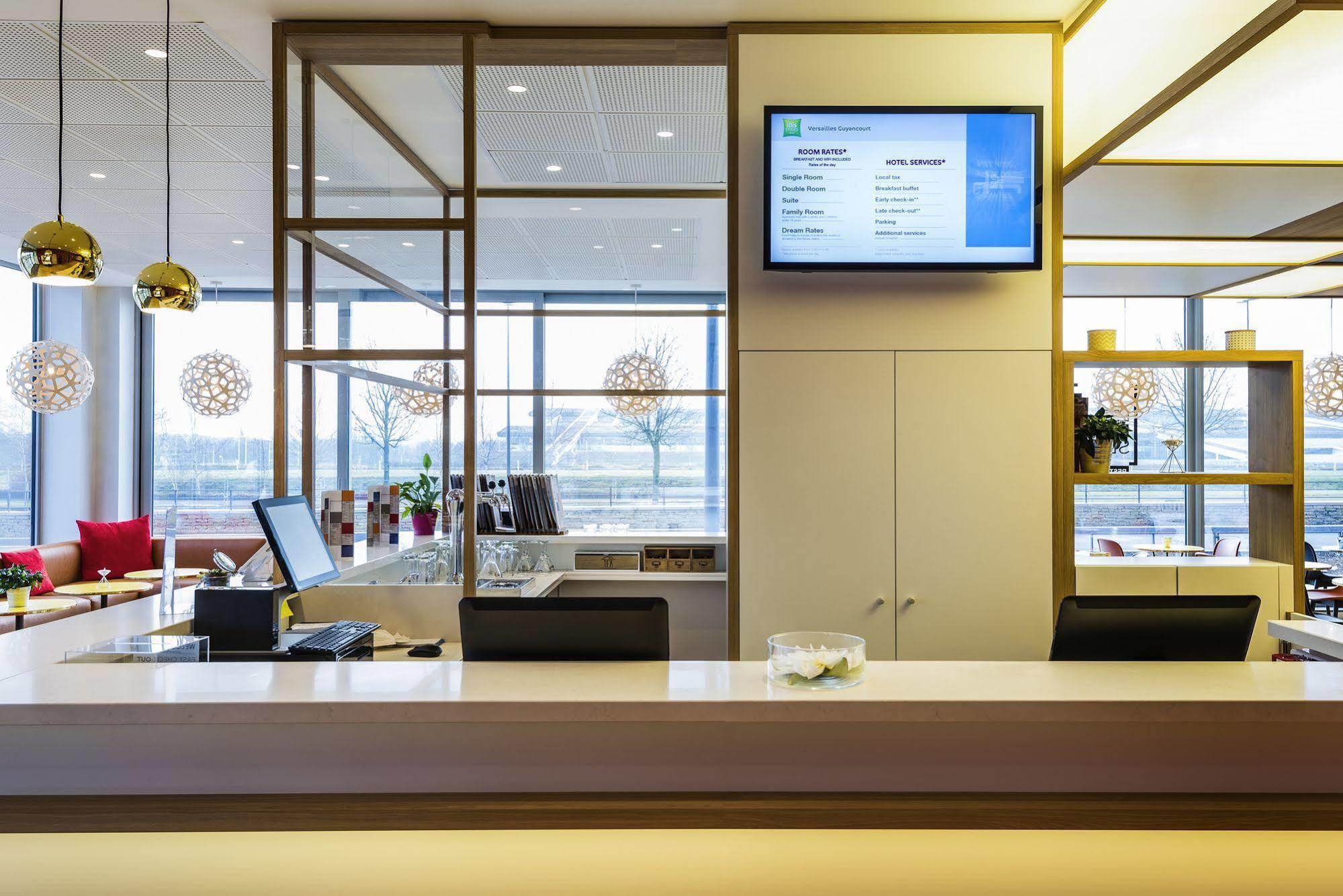 ibis Styles Guyancourt Versailles Extérieur photo